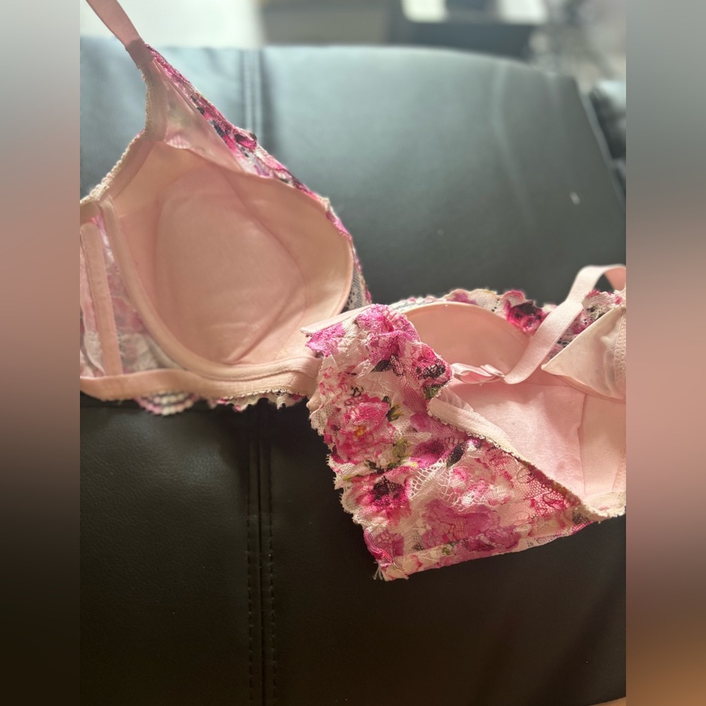 Supportive Bra - image 3